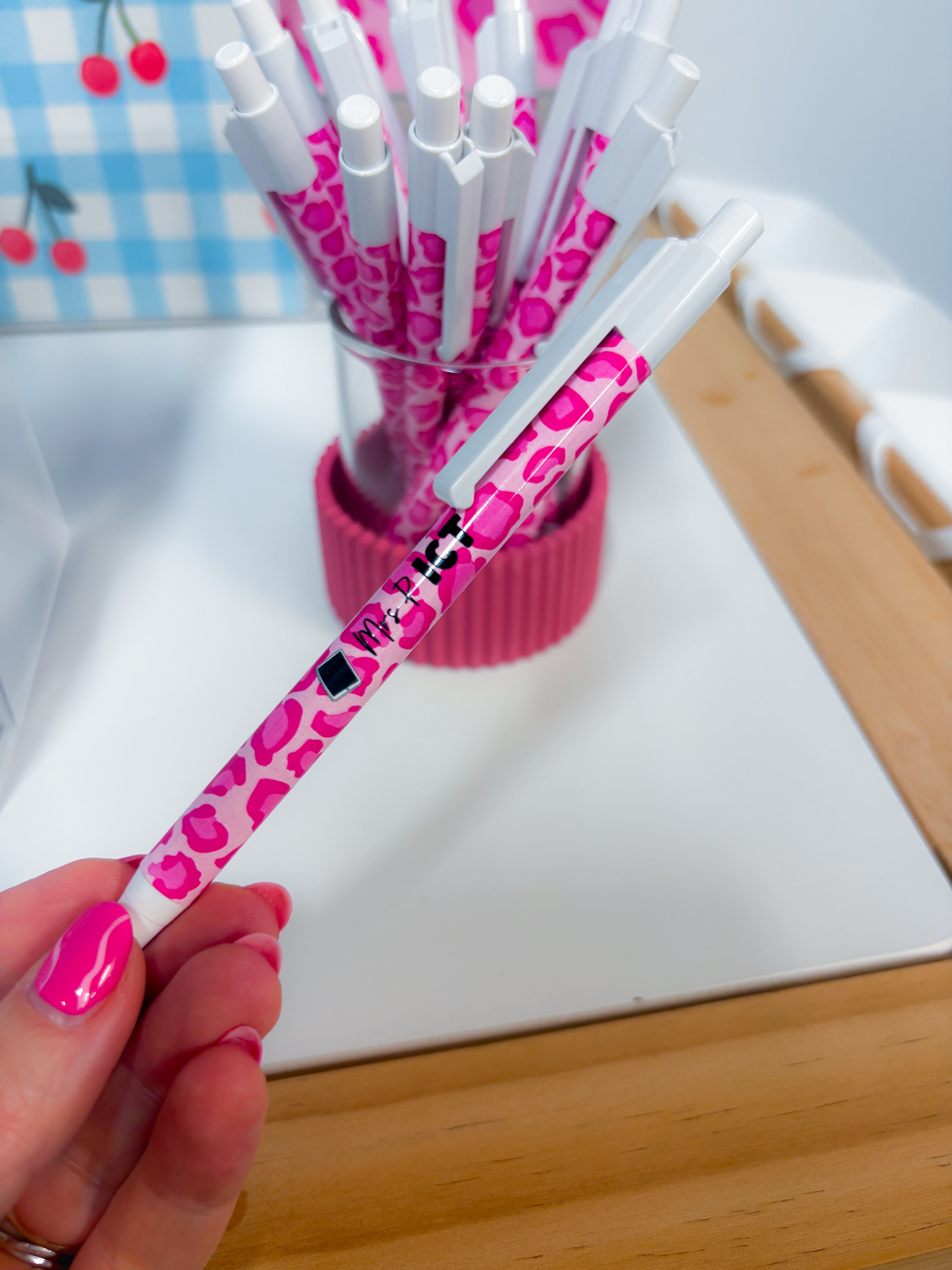 Mrs P ICT Leopard Pen