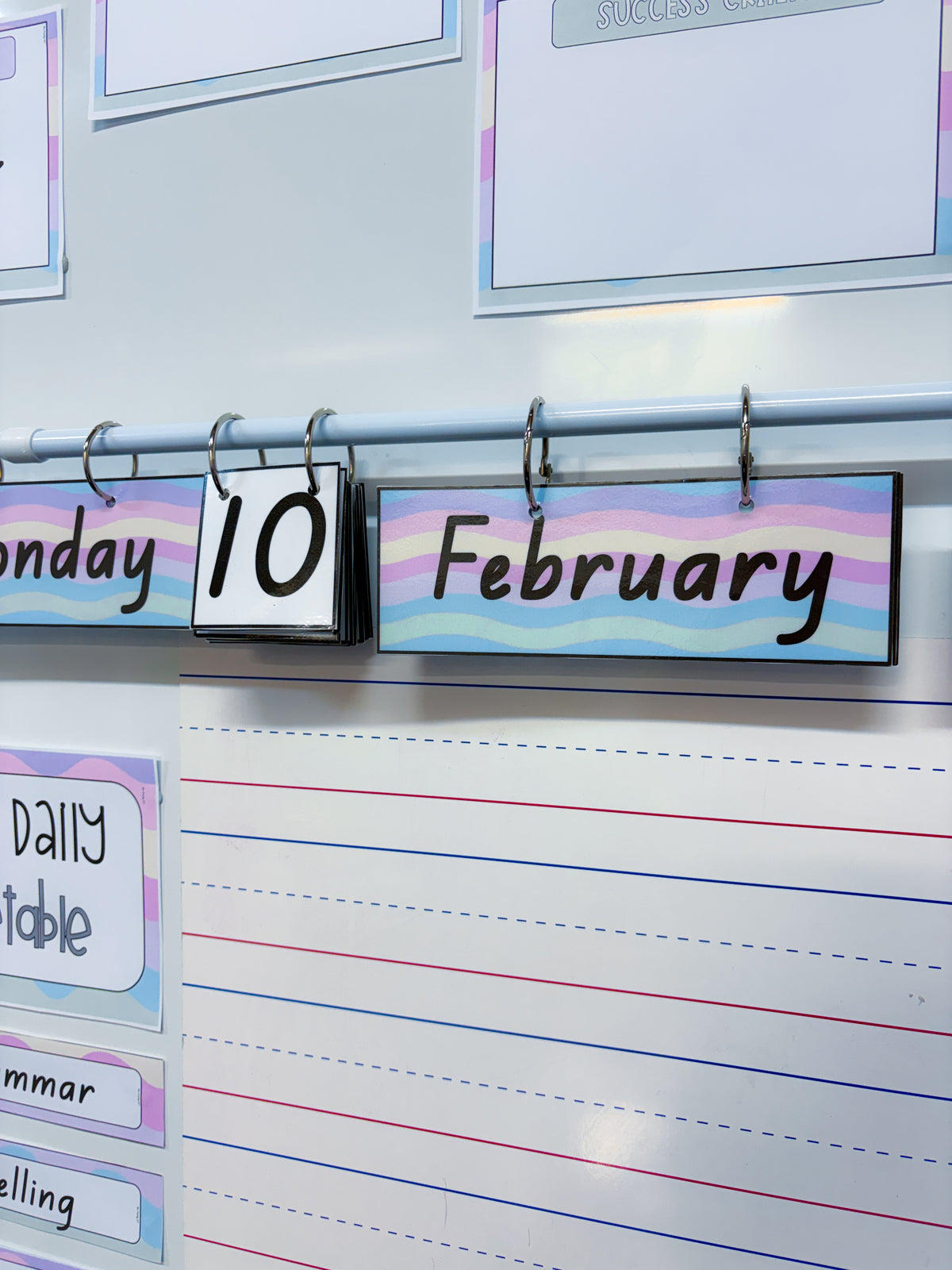 Flip Calendar - Pastel waves theme