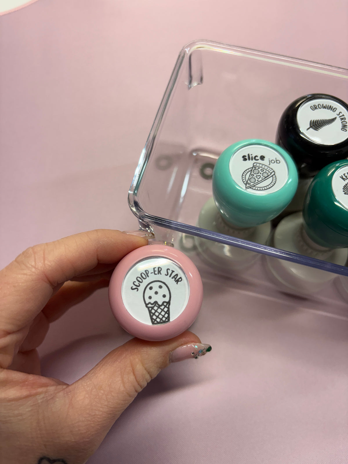 Scoop-er star stamp