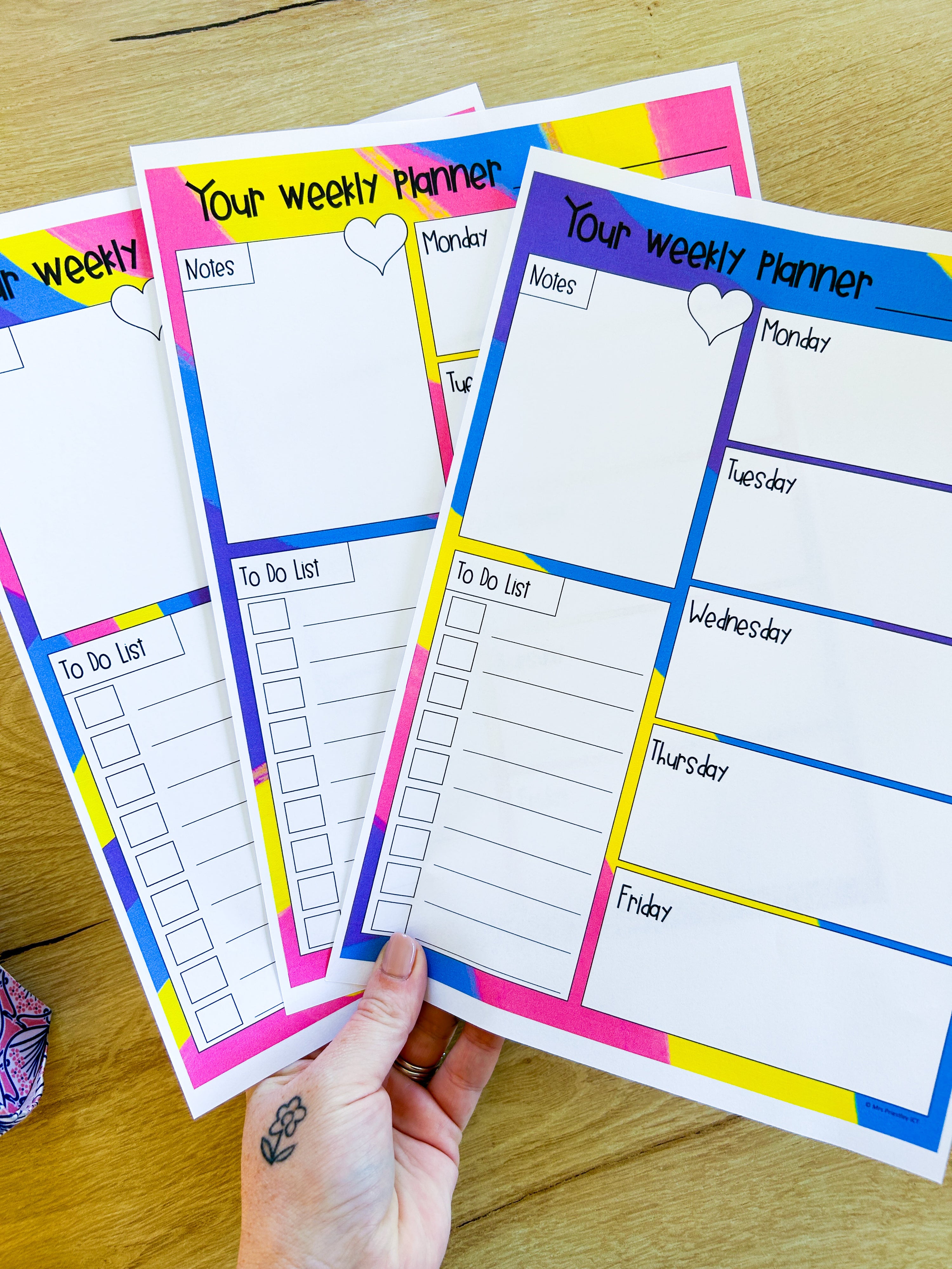 Weekly Planner Sheets (freebie - neon vibes colour theme)